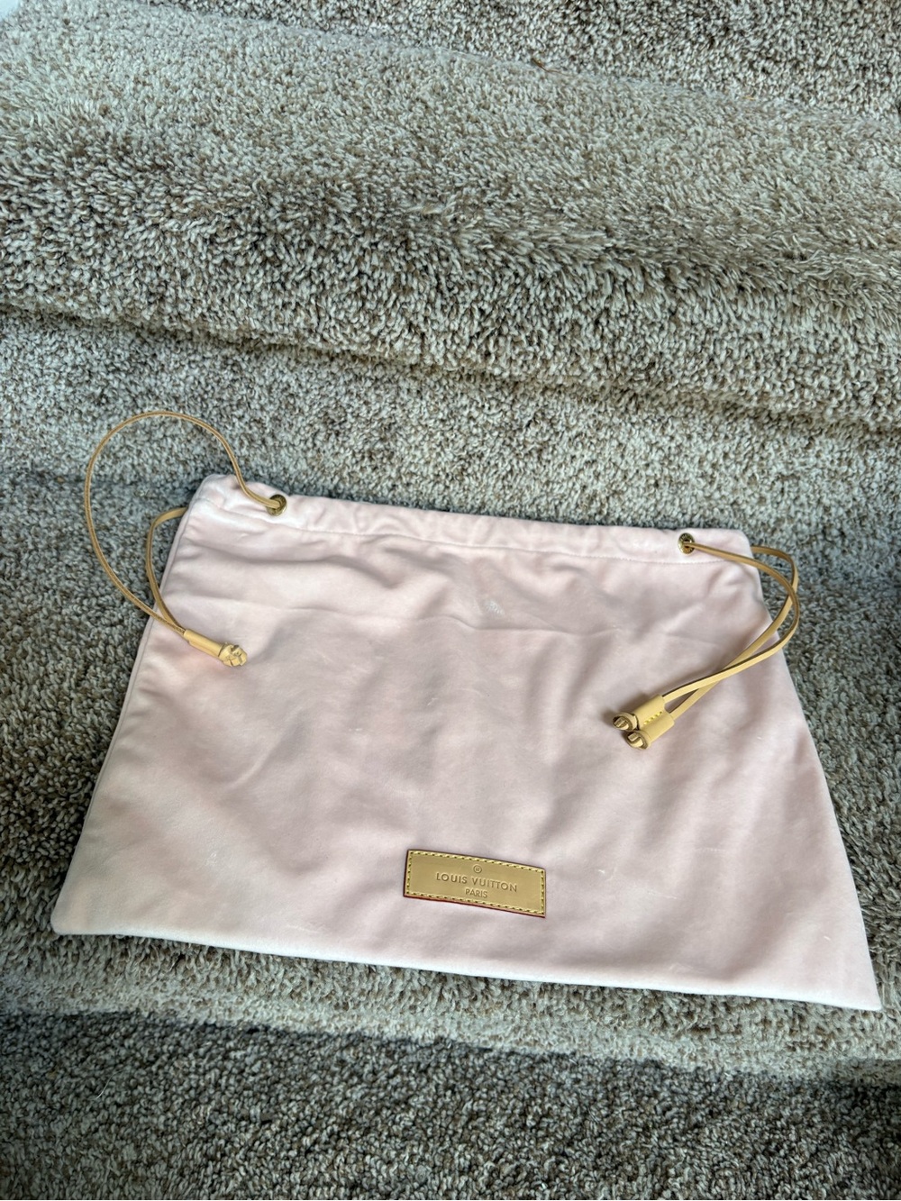 Louis Vuitton Soft Pink Velvet Drawstring with Tan Leather Trim Storage/Dust Bag